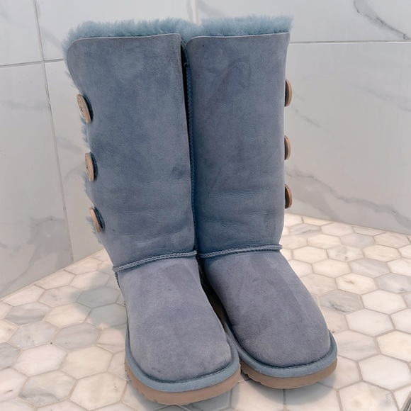 UGG Australia Bailey Button Triplet Dolphin Blue Leather Boots Women’s Size 6 - Picture 3 of 16